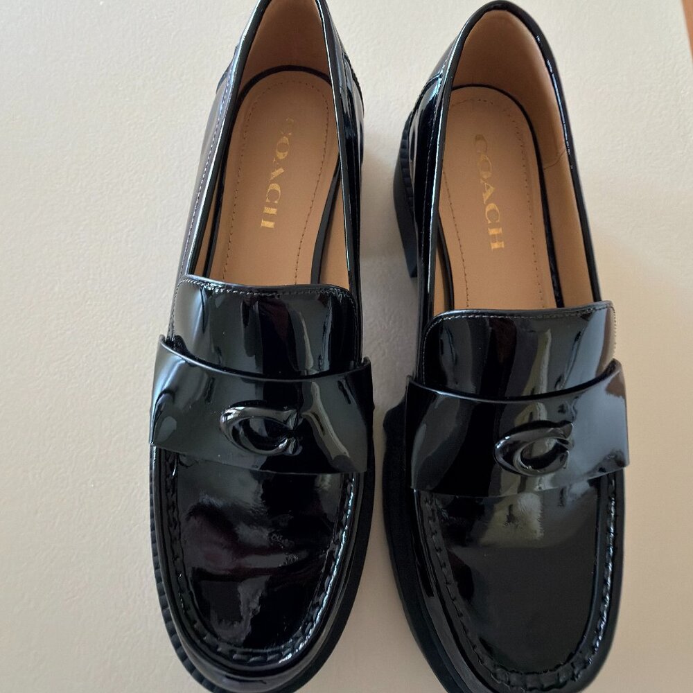 NWOT COACH Patent Leather Leah Loafer Size 9